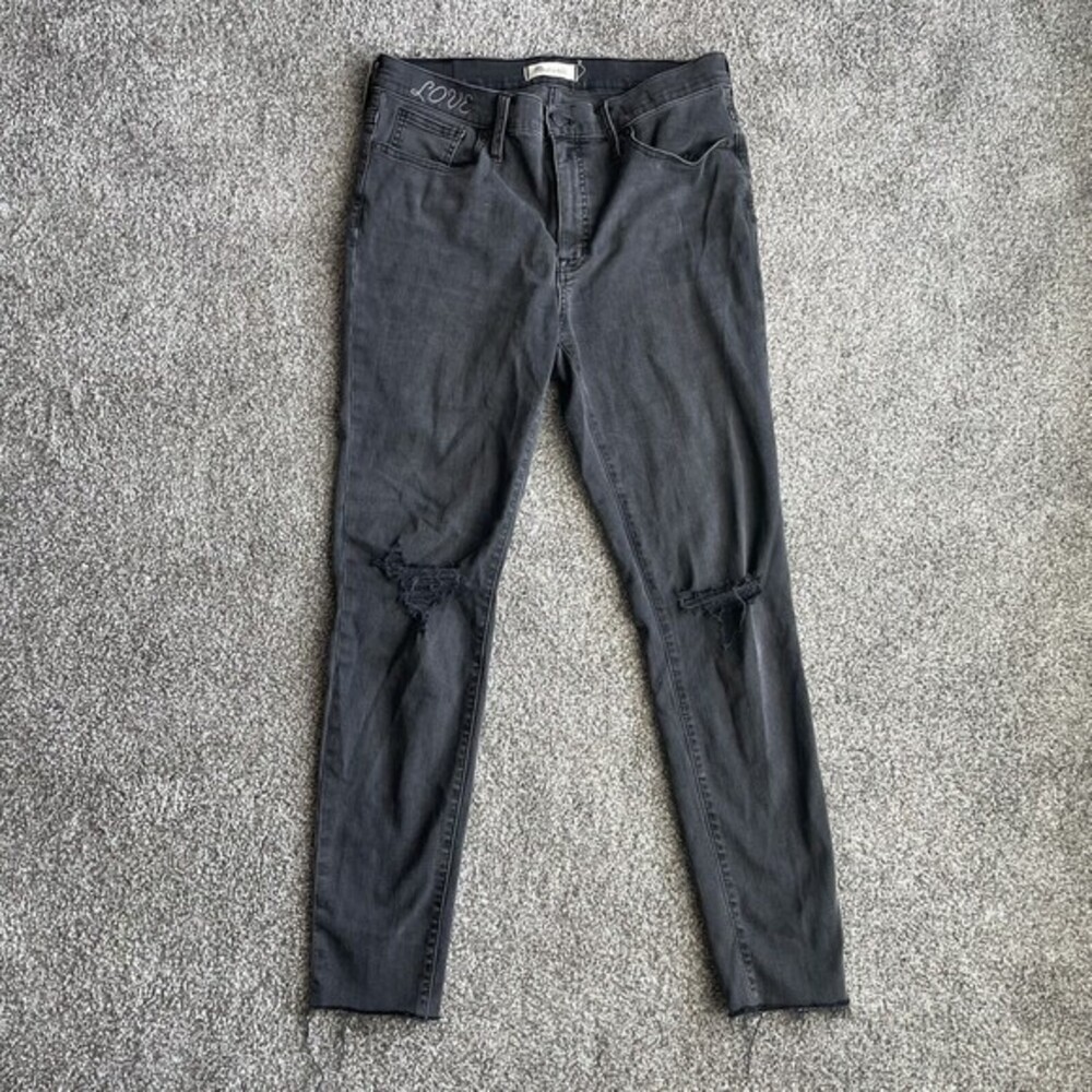 Madewell 9” Mid Rise skinny Jeans womens size 31 Gray Distressed Raw Hem LOVE